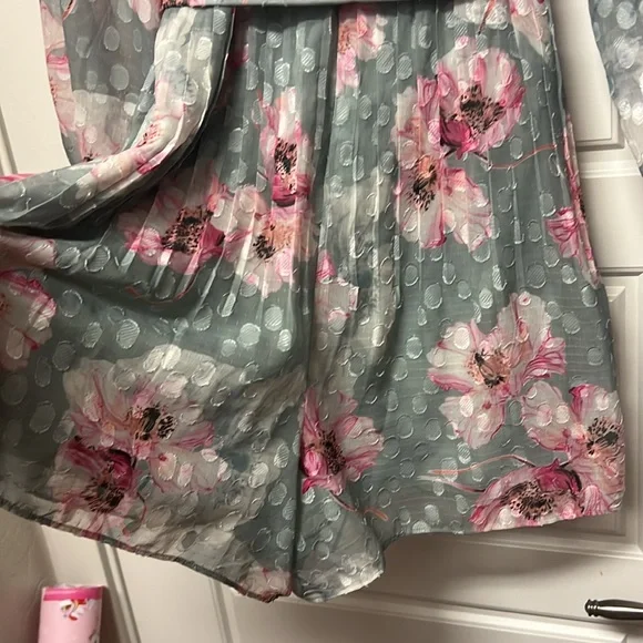 Express Floral Romper Sz XL - Picture 3 of 6